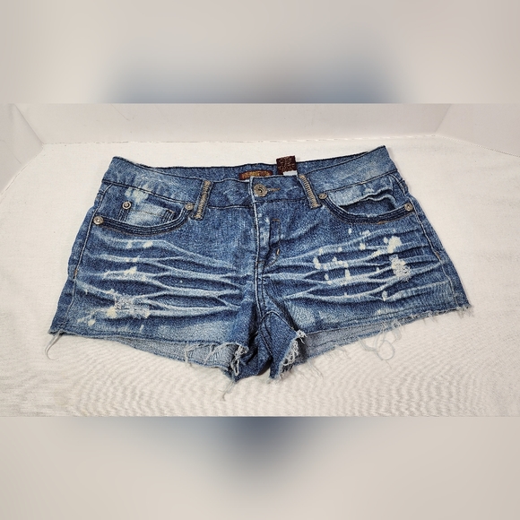 ZD PREMIUM Pants - ZD PREMIUM JUNIORS DISTRESSED CUTOFF JEAN SHORTS SIZE 11, FADED BLUE